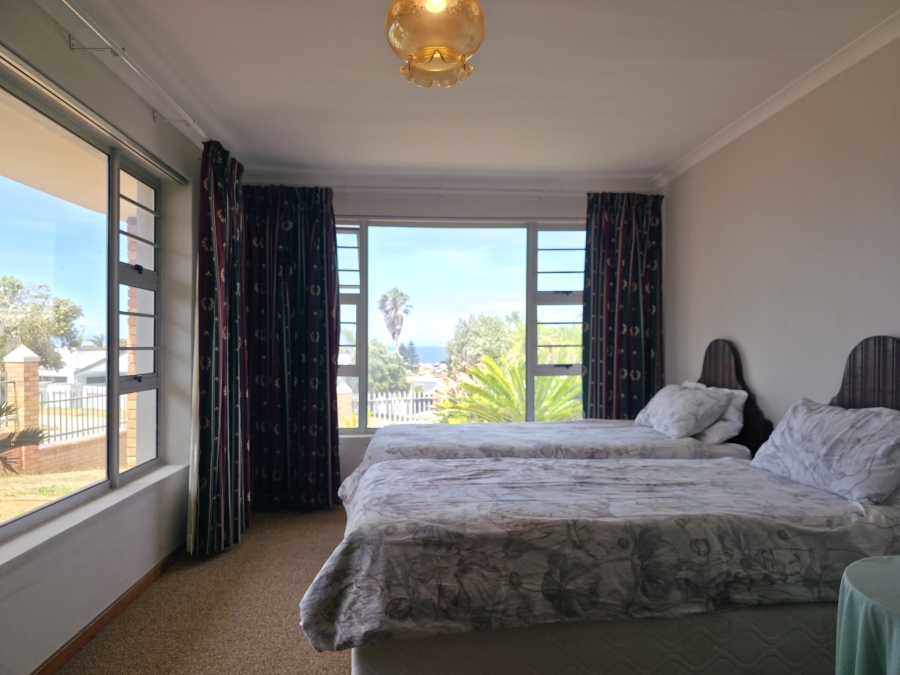 4 Bedroom Property for Sale in Noorsekloof Eastern Cape